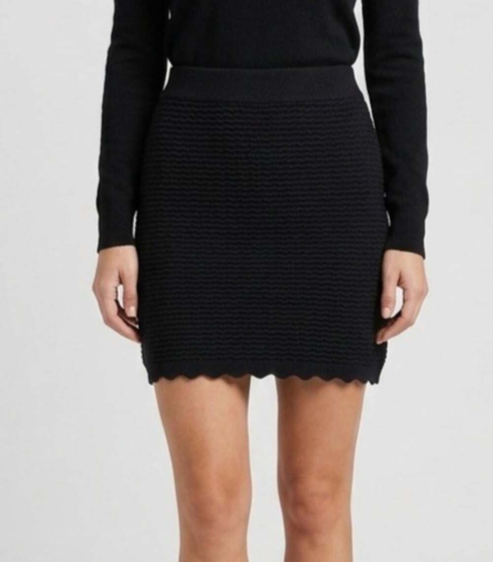 NWT Rachel Zoe Black Knit Mini Skirt Scalloped Hem Textured Stretchy Medium Chic